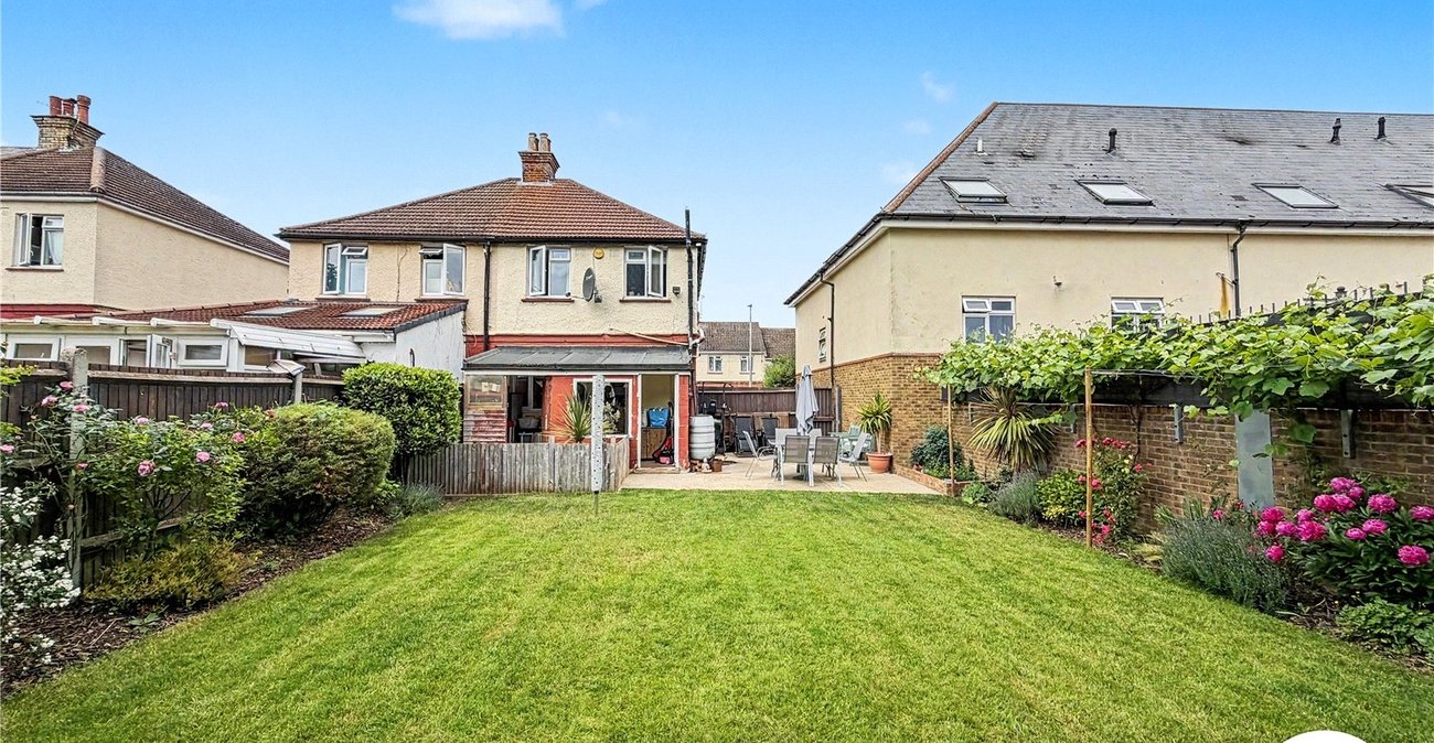 2 bedroom house for sale in Chatham | Robinson Michael & Jackson