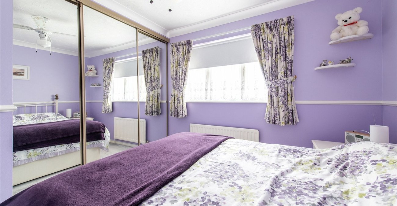 2 bedroom house for sale in Gravesend | Robinson Michael & Jackson