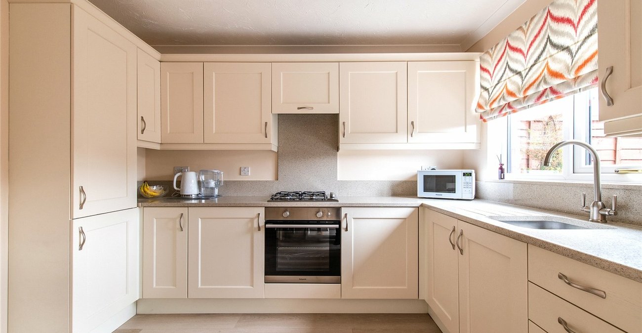 2 bedroom house for sale in Gravesend | Robinson Michael & Jackson