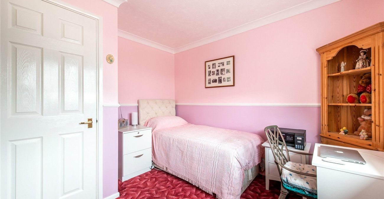 2 bedroom house for sale in Gravesend | Robinson Michael & Jackson