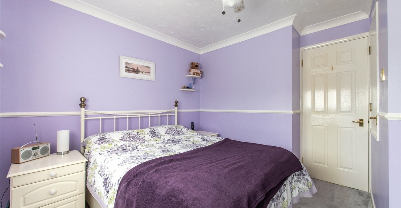 2 bedroom house for sale in Gravesend | Robinson Michael & Jackson