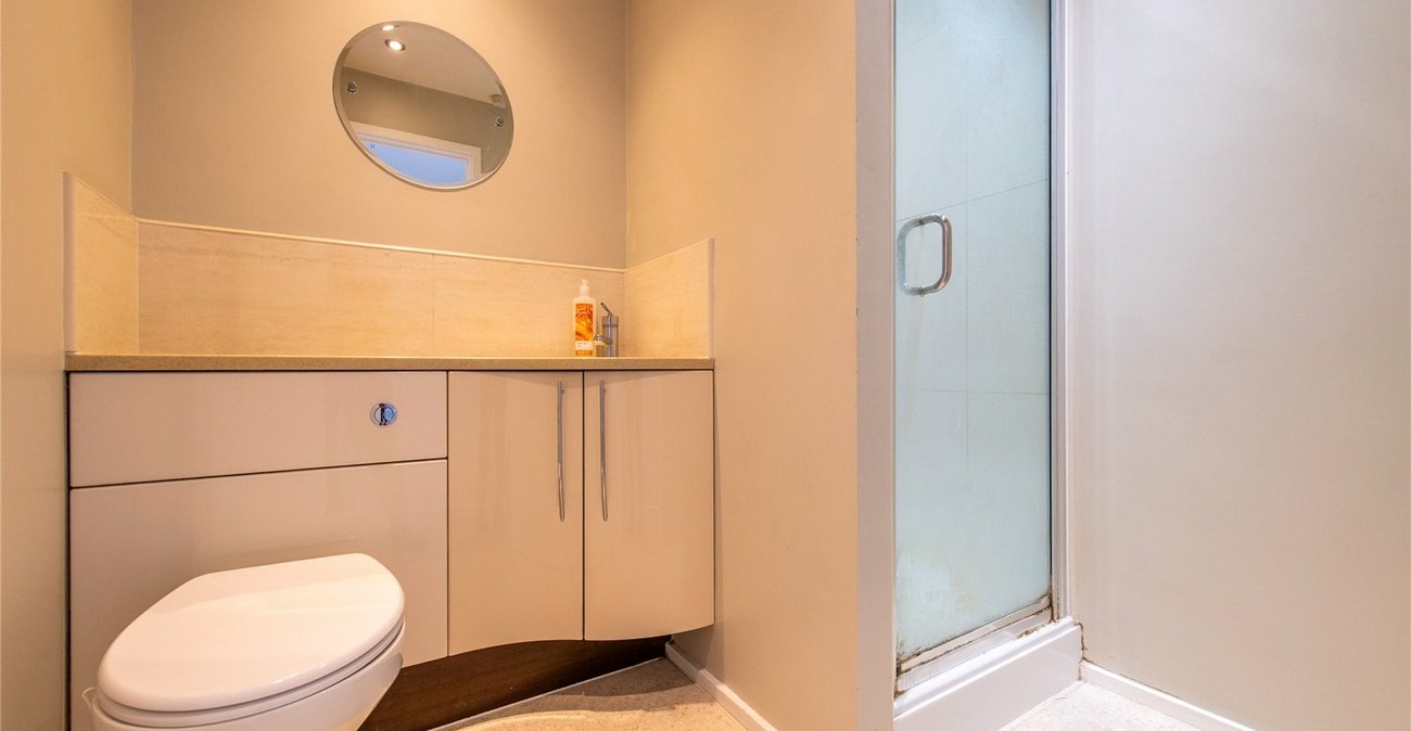 2 bedroom house for sale in Gravesend | Robinson Michael & Jackson