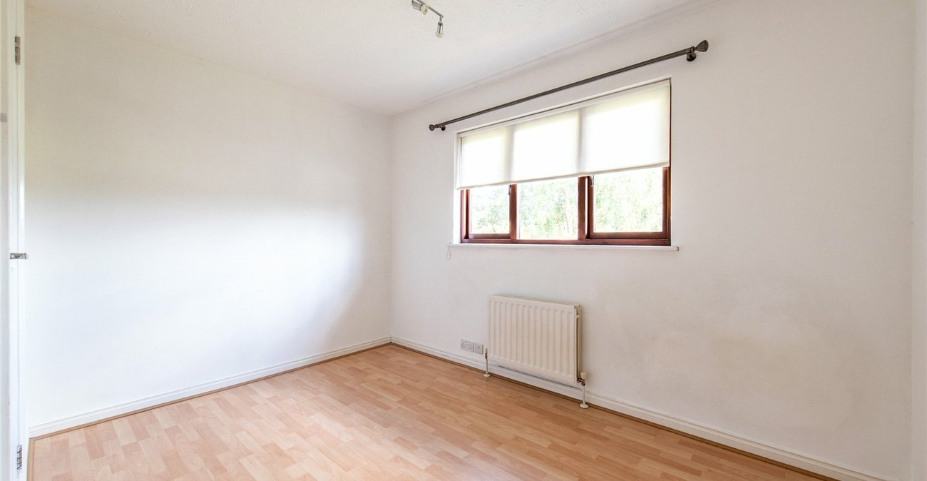 2 bedroom house for sale in Gravesend | Robinson Michael & Jackson