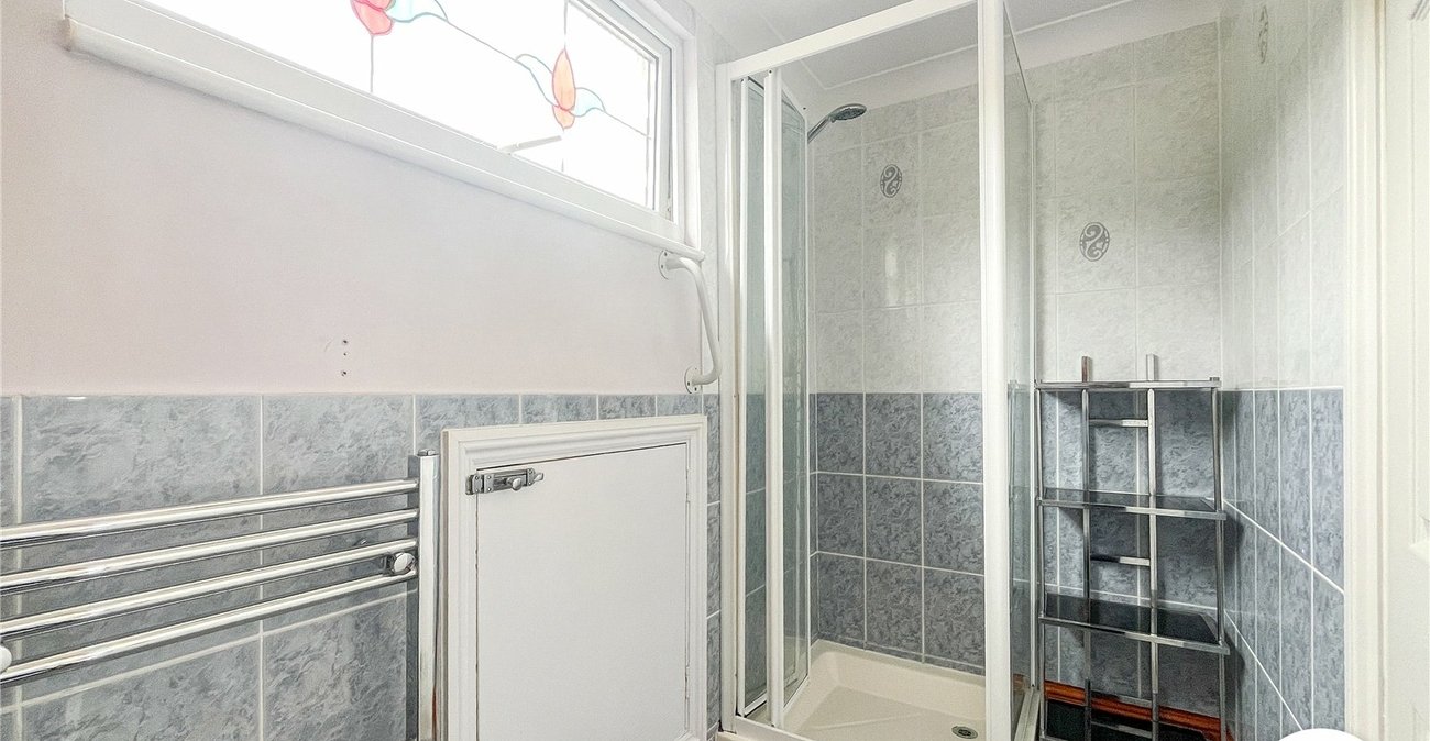 3 bedroom bungalow for sale in Sittingbourne | Robinson Michael & Jackson