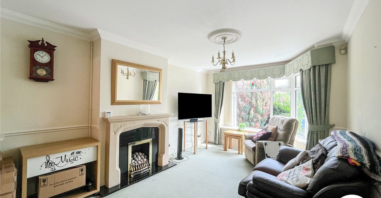 3 bedroom bungalow for sale in Sittingbourne | Robinson Michael & Jackson