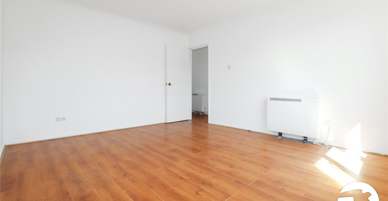 1 bedroom property for sale in Belvedere | Robinson Jackson