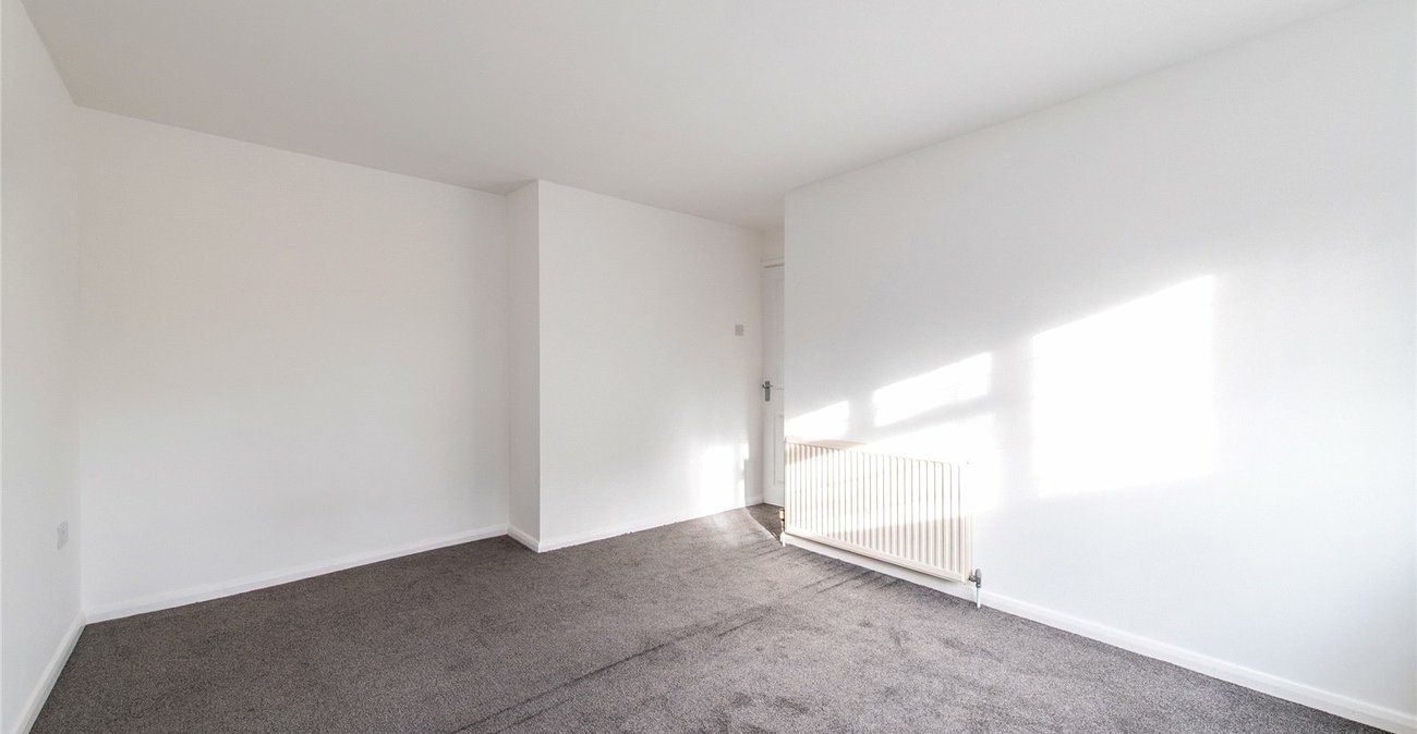 3 bedroom house for sale in Northfleet | Robinson Michael & Jackson