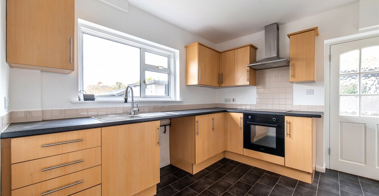 3 bedroom house for sale in Northfleet | Robinson Michael & Jackson