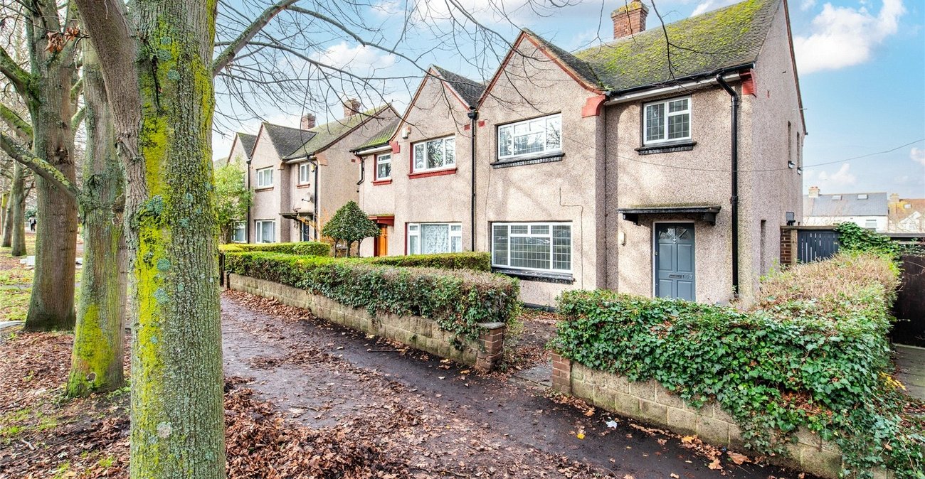 3 bedroom house for sale in Northfleet | Robinson Michael & Jackson