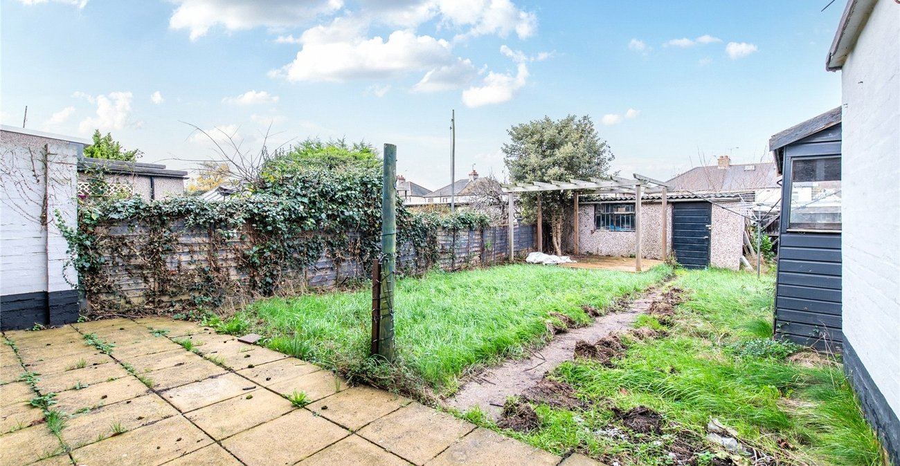 3 bedroom house for sale in Northfleet | Robinson Michael & Jackson