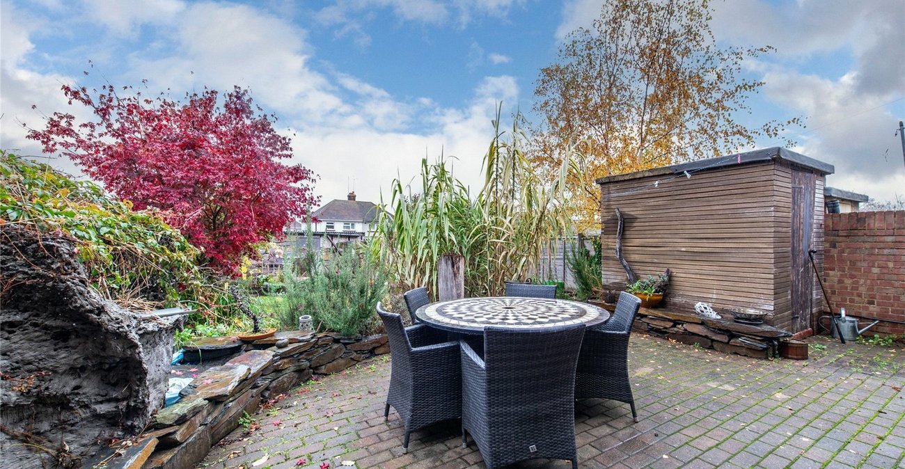 3 bedroom house to rent in Northfleet | Robinson Michael & Jackson