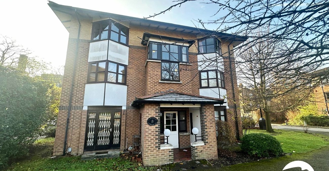 2 bedroom property for sale in Lewisham | Robinson Jackson