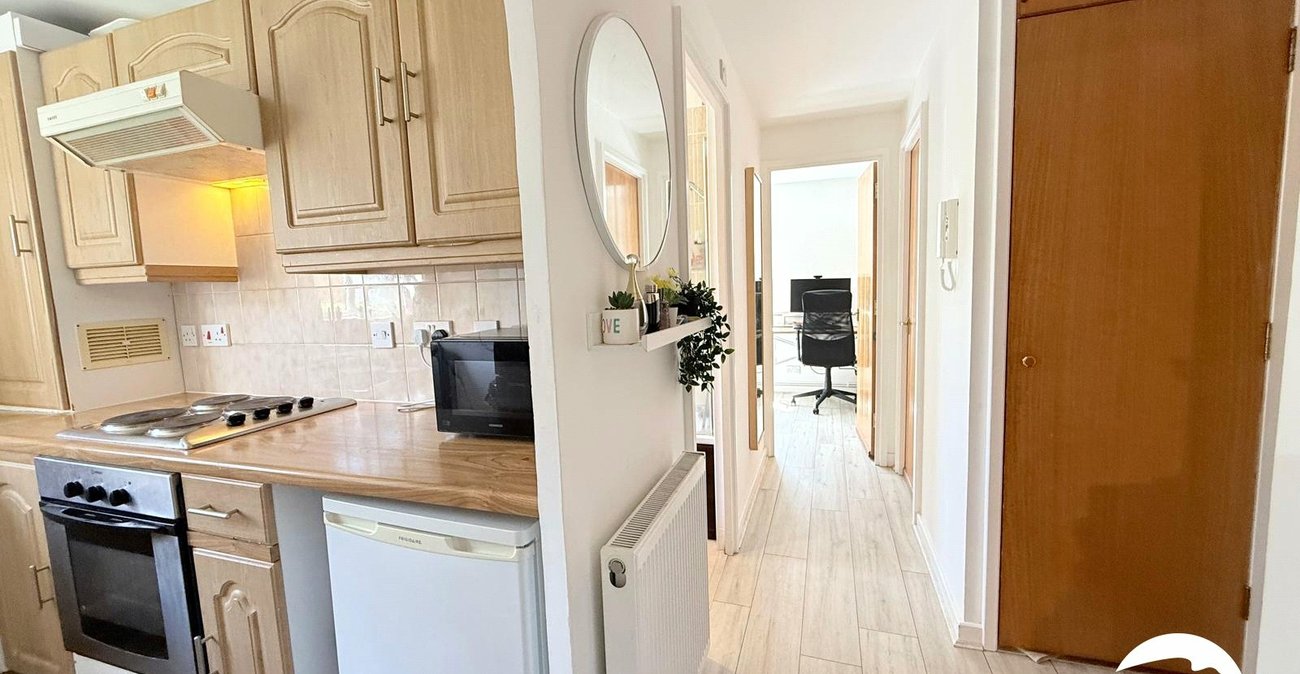 2 bedroom property for sale in Lewisham | Robinson Jackson