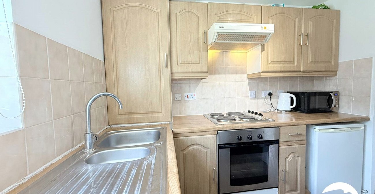 2 bedroom property for sale in Lewisham | Robinson Jackson