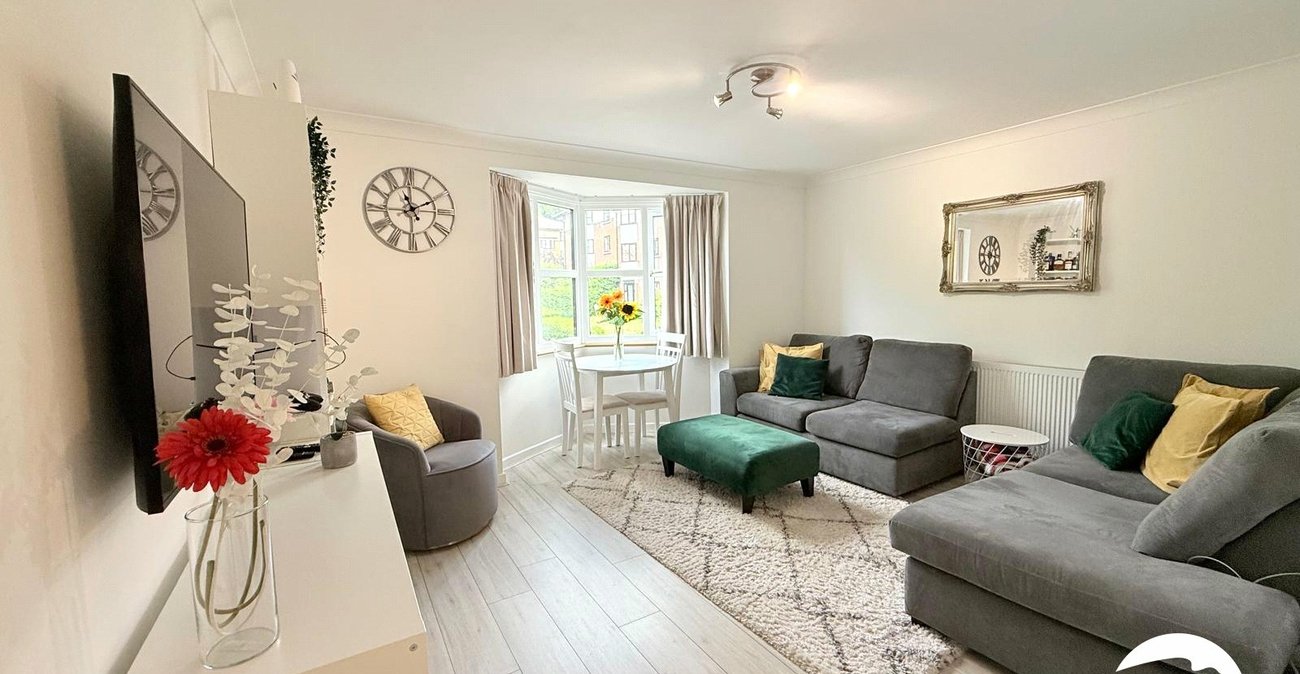 2 bedroom property for sale in Lewisham | Robinson Jackson