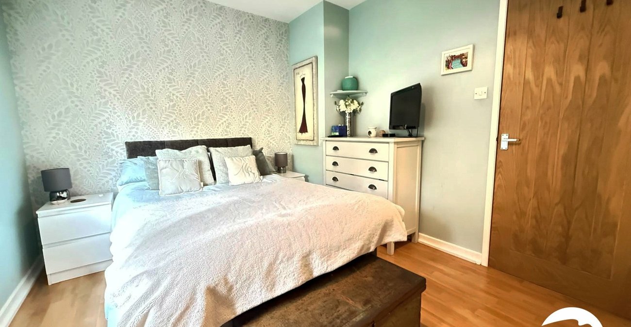 2 bedroom property for sale in Lewisham | Robinson Jackson