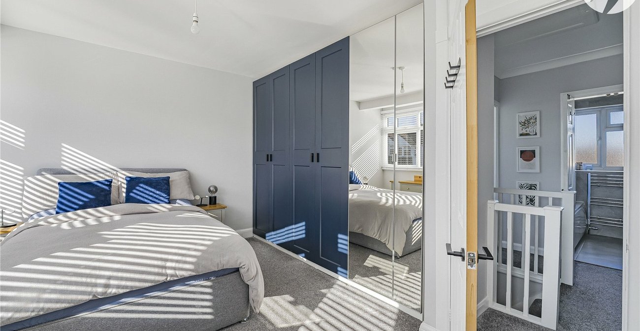 2 bedroom house for sale in Dartford | Robinson Jackson