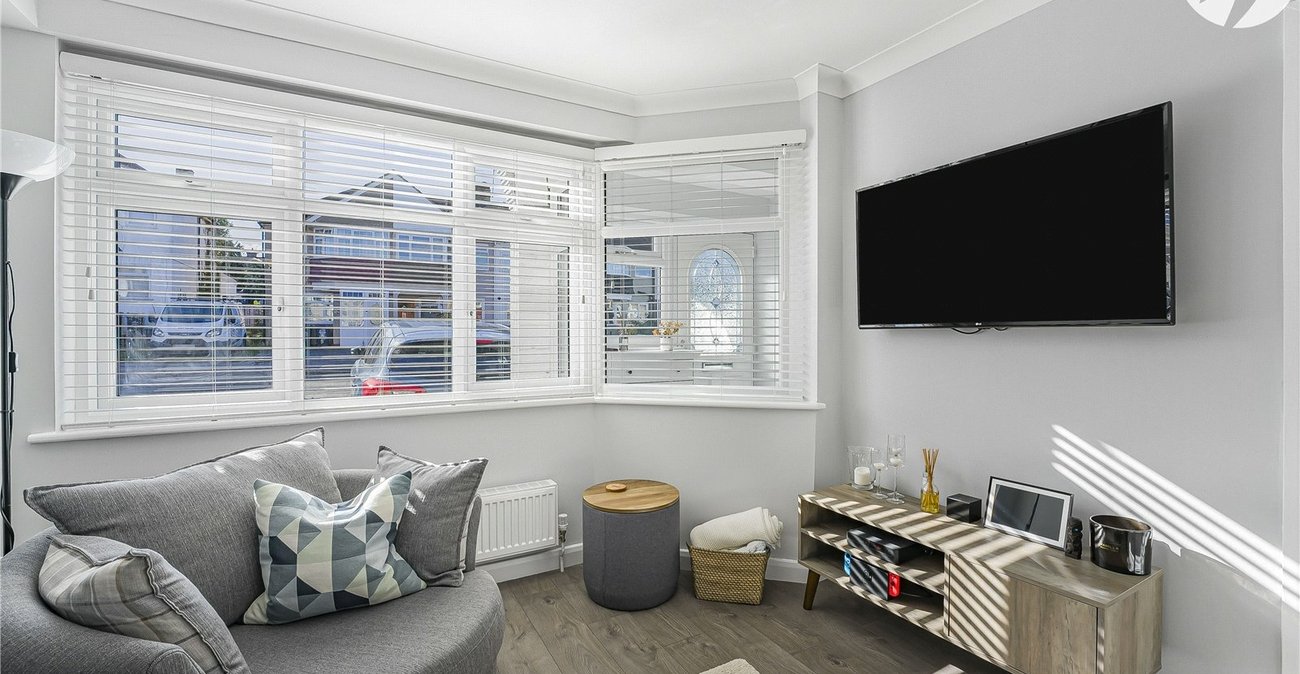 2 bedroom house for sale in Dartford | Robinson Jackson