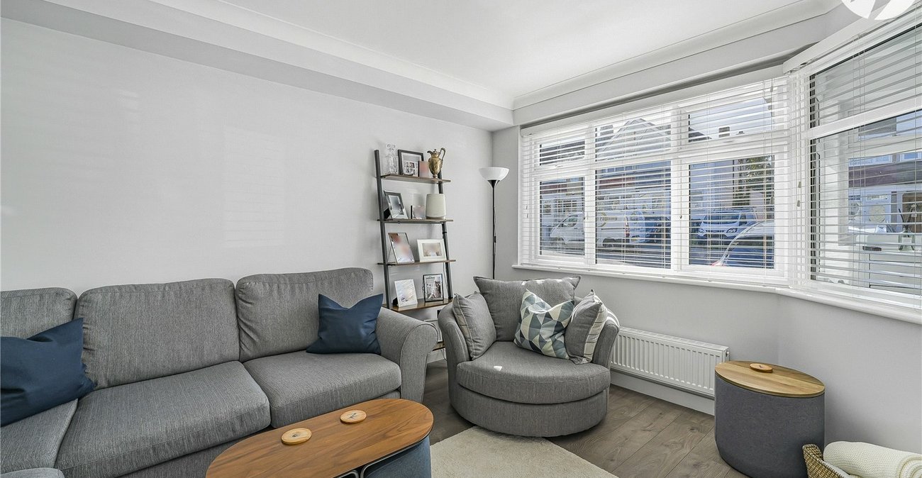 2 bedroom house for sale in Dartford | Robinson Jackson