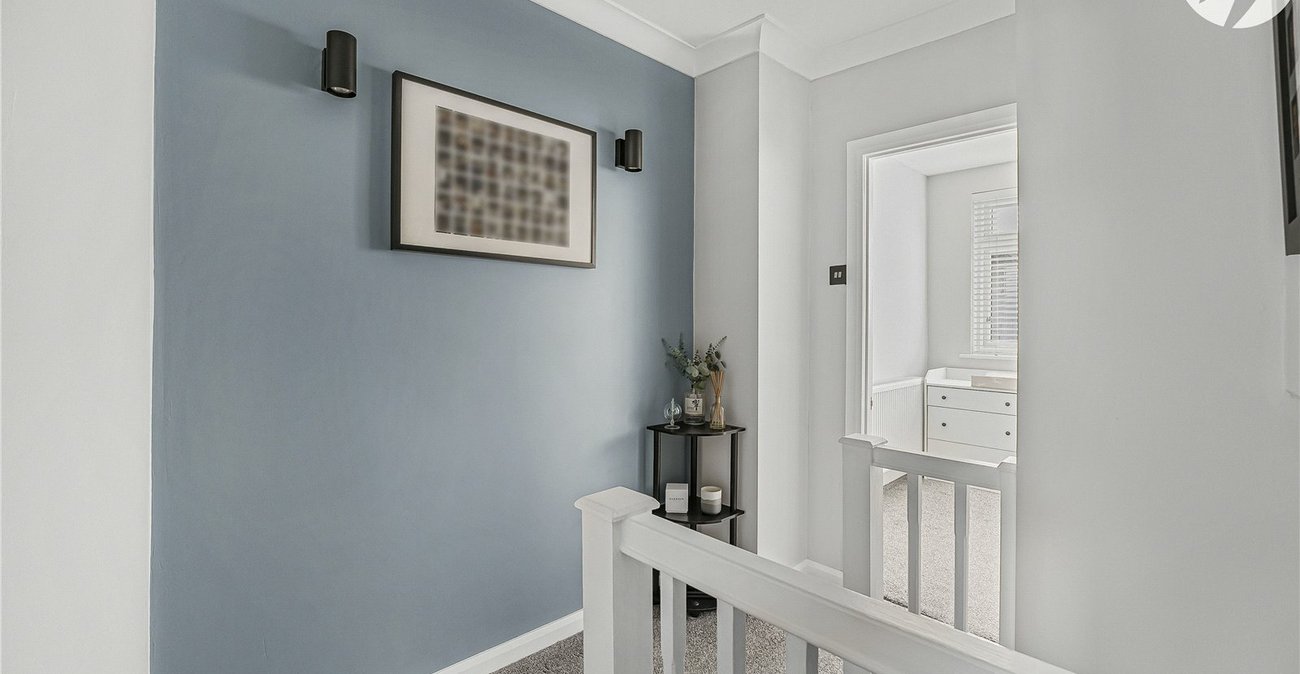 2 bedroom house for sale in Dartford | Robinson Jackson