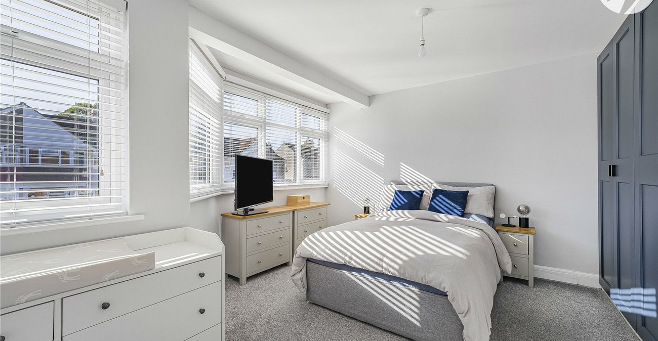 2 bedroom house for sale in Dartford | Robinson Jackson