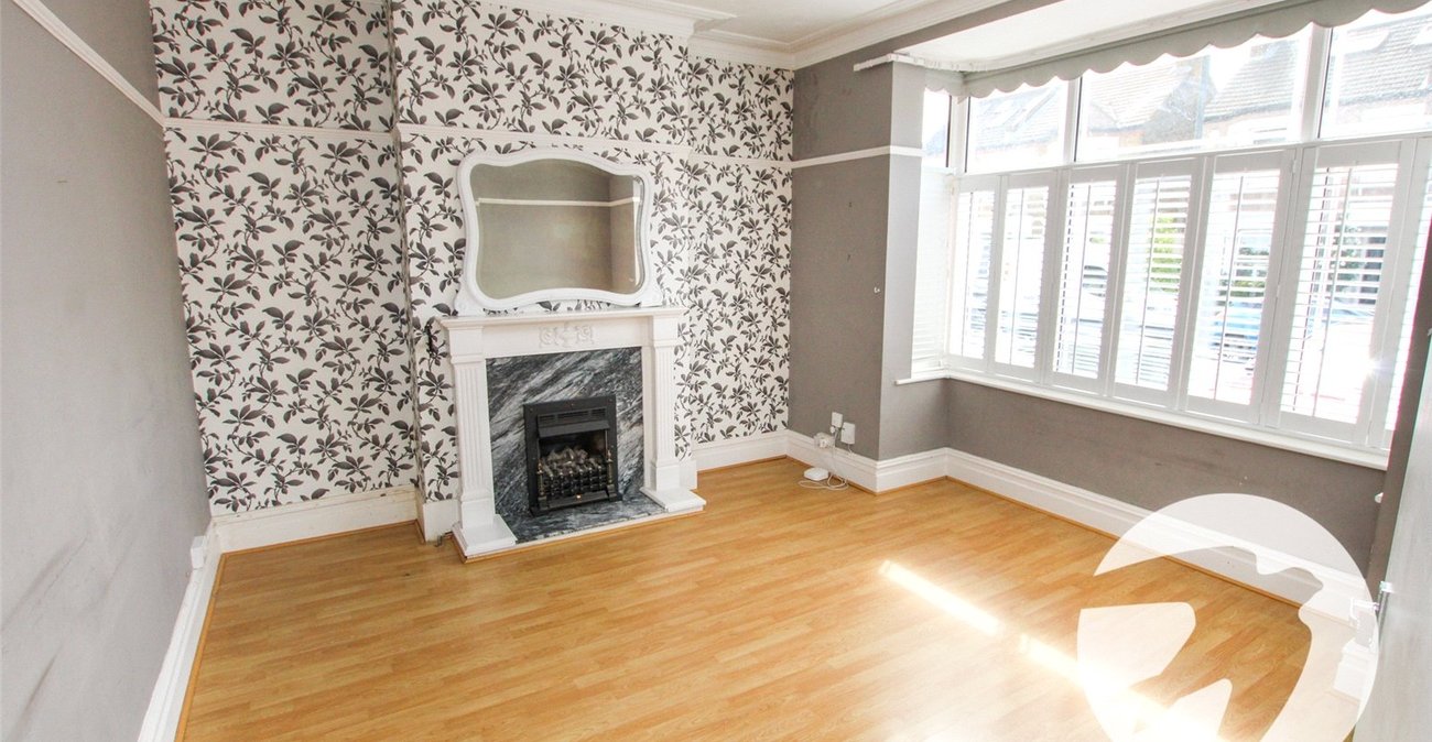 6 bedroom house for sale in London | Robinson Jackson