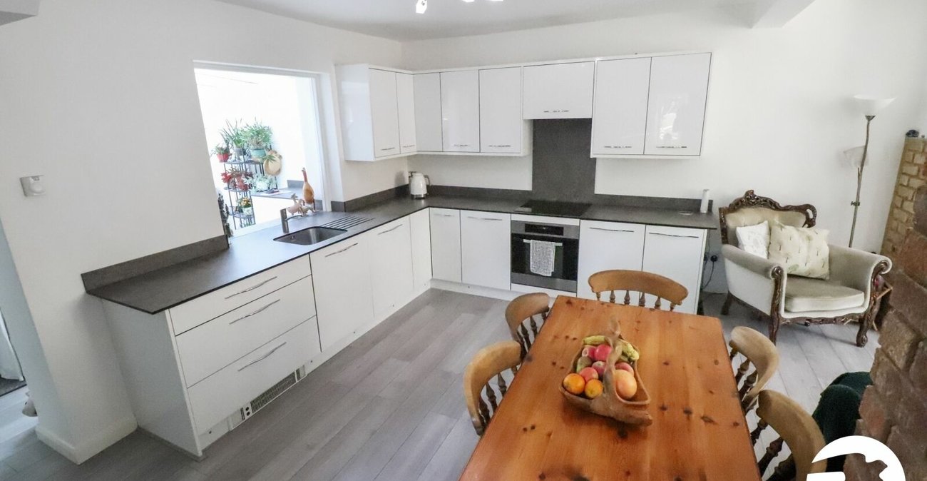 5 bedroom house for sale in Belvedere | Robinson Jackson