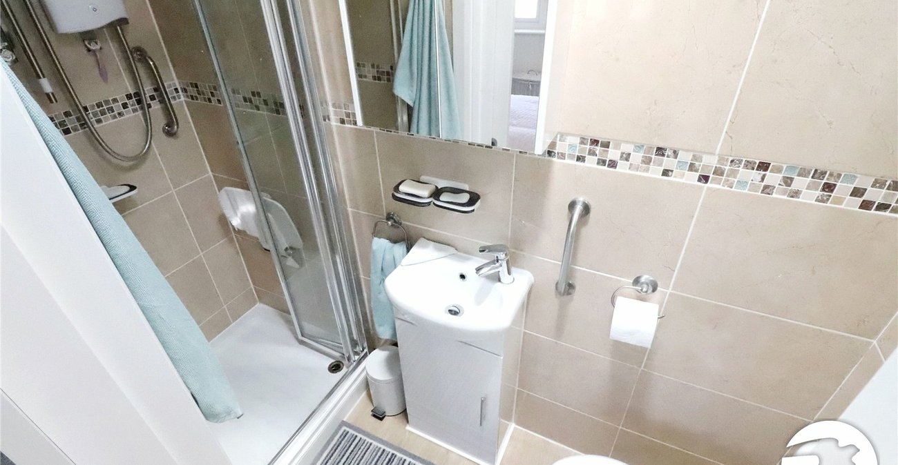 5 bedroom property for sale in Belvedere | Robinson Jackson