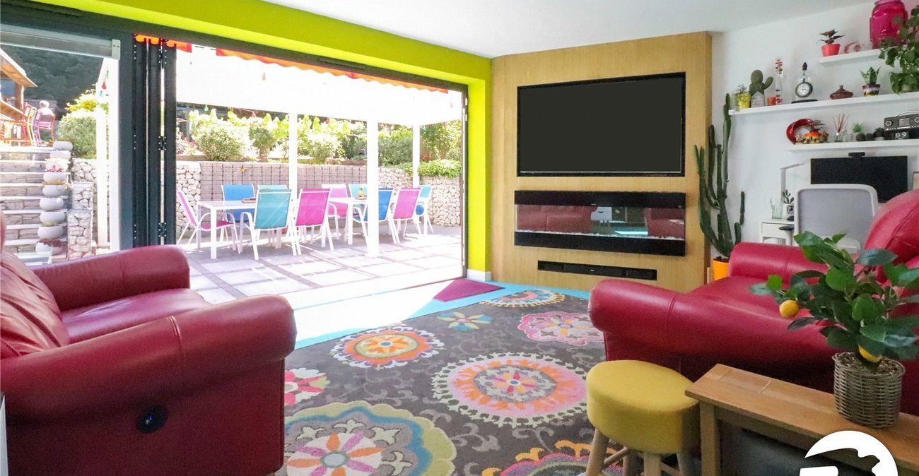 5 bedroom property for sale in Belvedere | Robinson Jackson