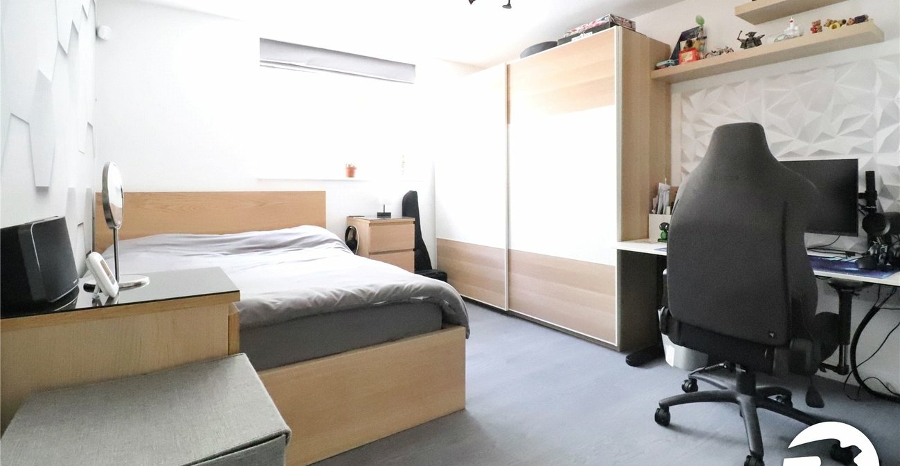 5 bedroom property for sale in Belvedere | Robinson Jackson