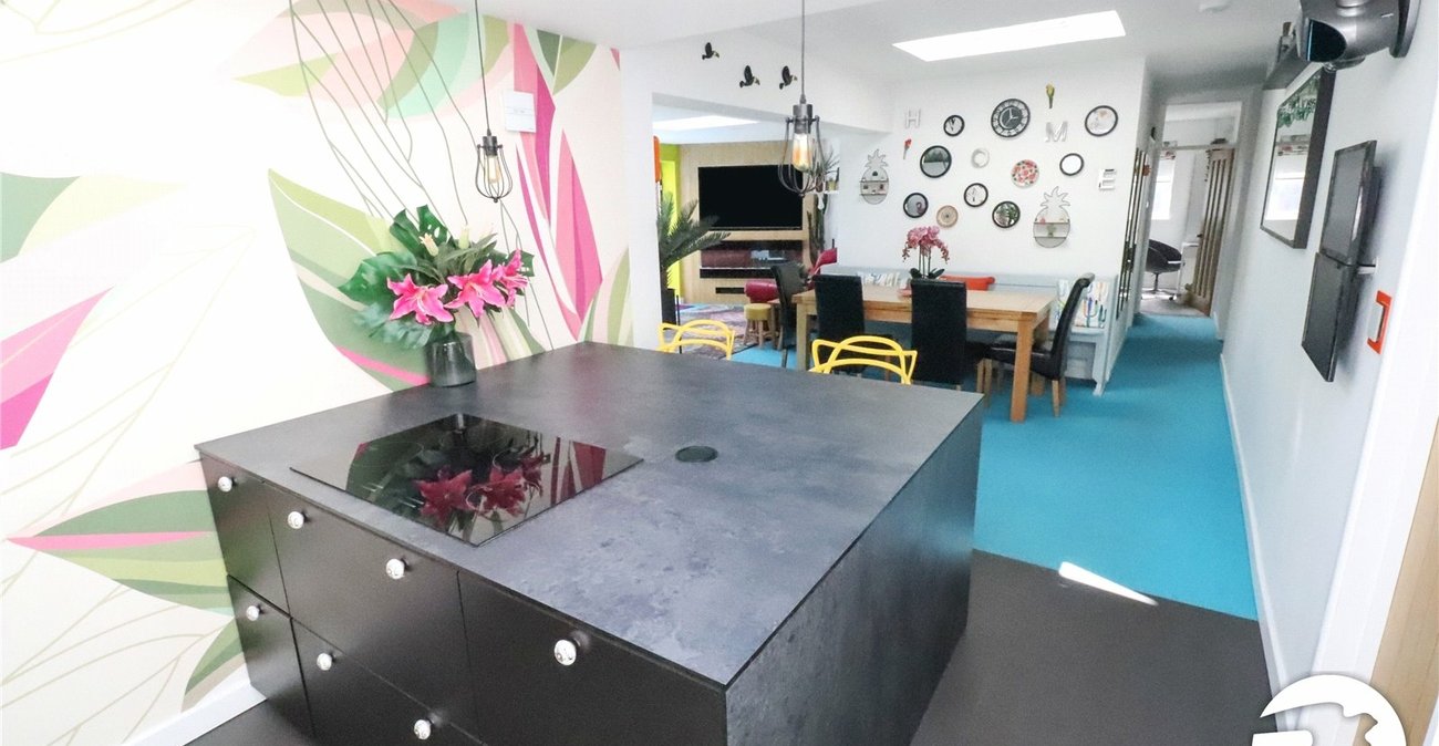 5 bedroom property for sale in Belvedere | Robinson Jackson