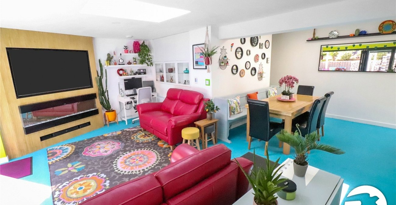 5 bedroom property for sale in Belvedere | Robinson Jackson