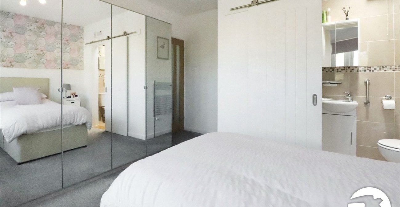 5 bedroom property for sale in Belvedere | Robinson Jackson