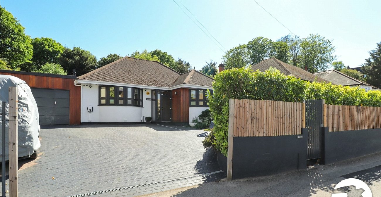 5 bedroom property for sale in Belvedere | Robinson Jackson