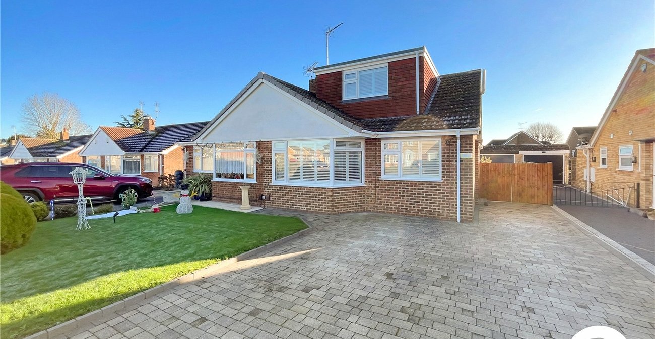 4 bedroom bungalow for sale in Sittingbourne | Robinson Michael & Jackson