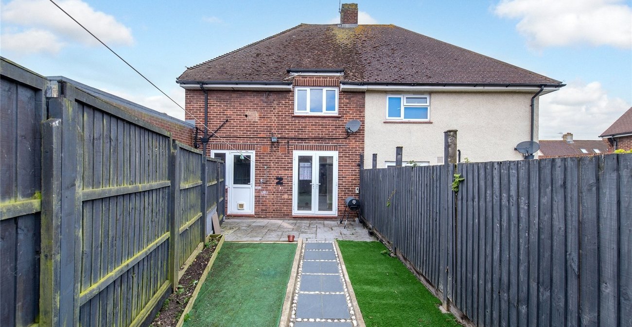 3 bedroom house for sale in Gravesend | Robinson Michael & Jackson