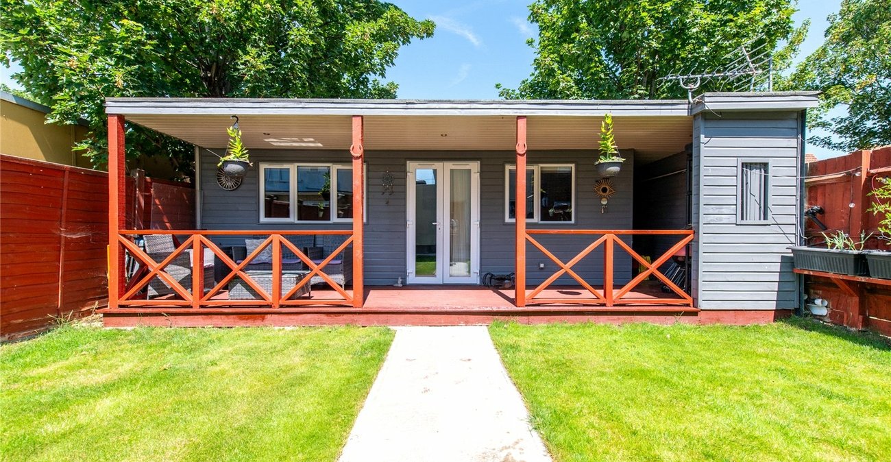 3 bedroom house for sale in Gravesend | Robinson Michael & Jackson