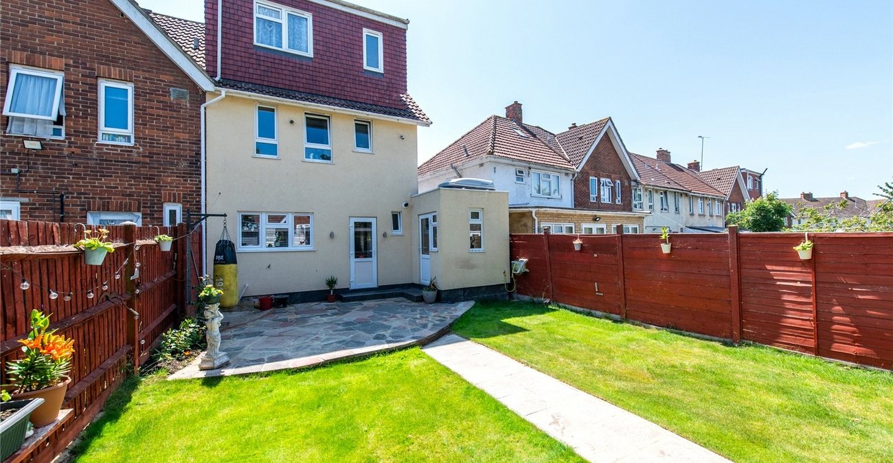 3 bedroom house for sale in Gravesend | Robinson Michael & Jackson