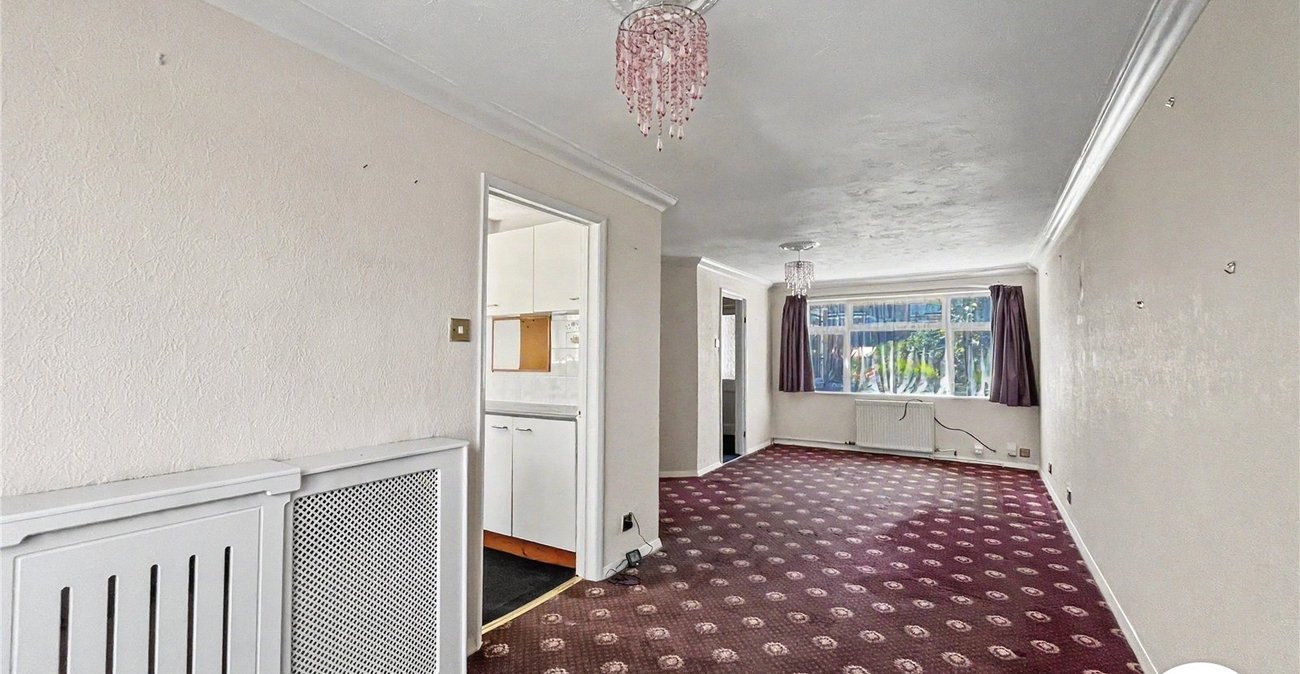 3 bedroom house for sale in Lordswood | Robinson Michael & Jackson