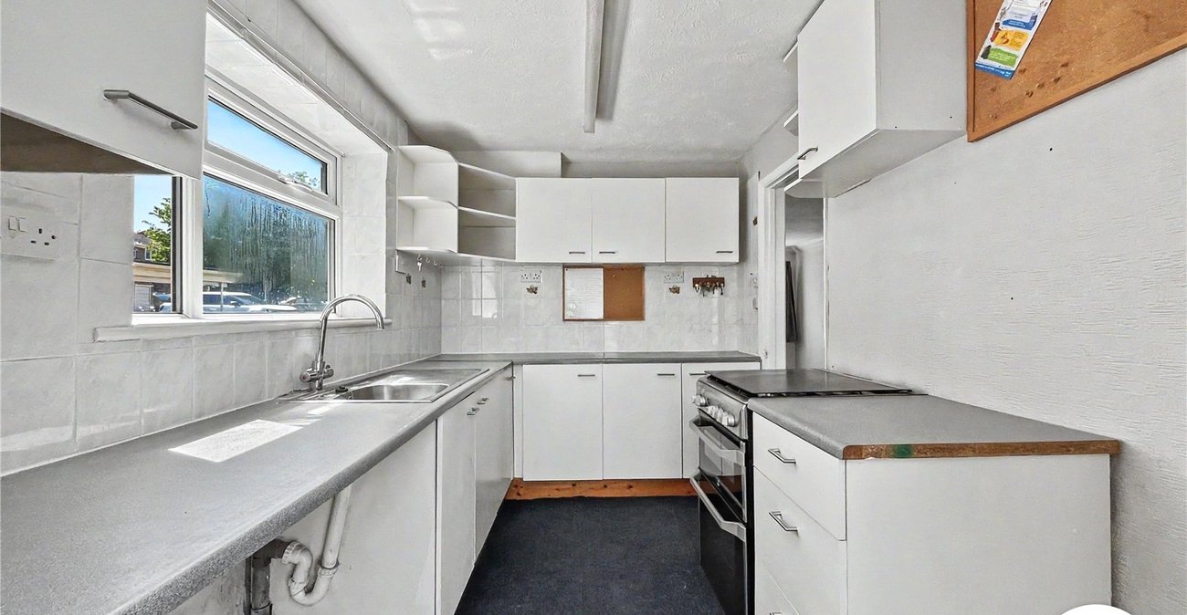 3 bedroom house for sale in Lordswood | Robinson Michael & Jackson