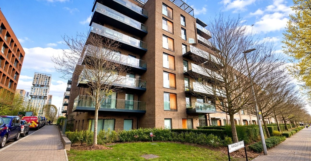 2 bedroom property for sale in Kidbrooke | Robinson Jackson