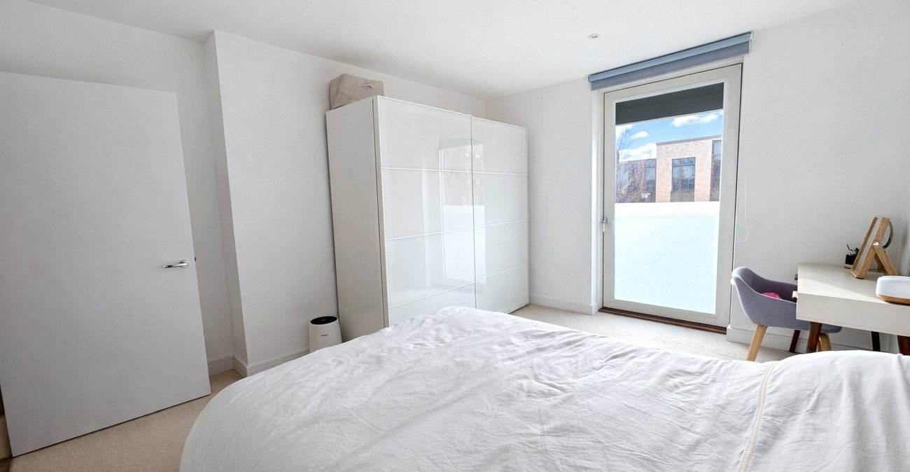2 bedroom property for sale in Kidbrooke | Robinson Jackson