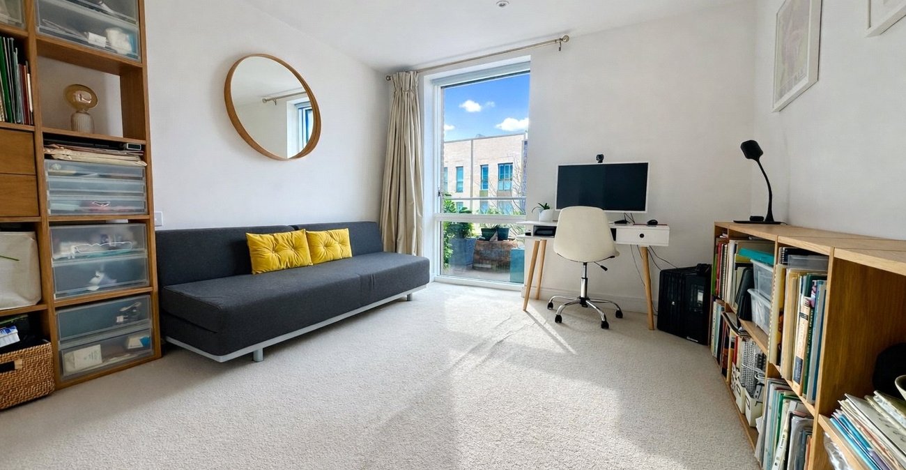 2 bedroom property for sale in Kidbrooke | Robinson Jackson