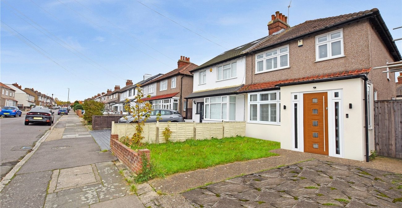 3 bedroom house for sale in Bexleyheath | Robinson Jackson