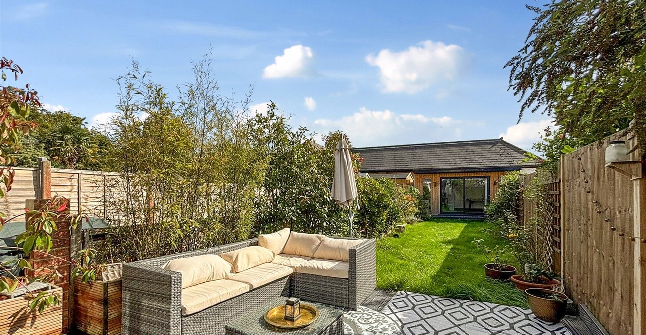 2 bedroom house for sale in Bexley | Robinson Jackson