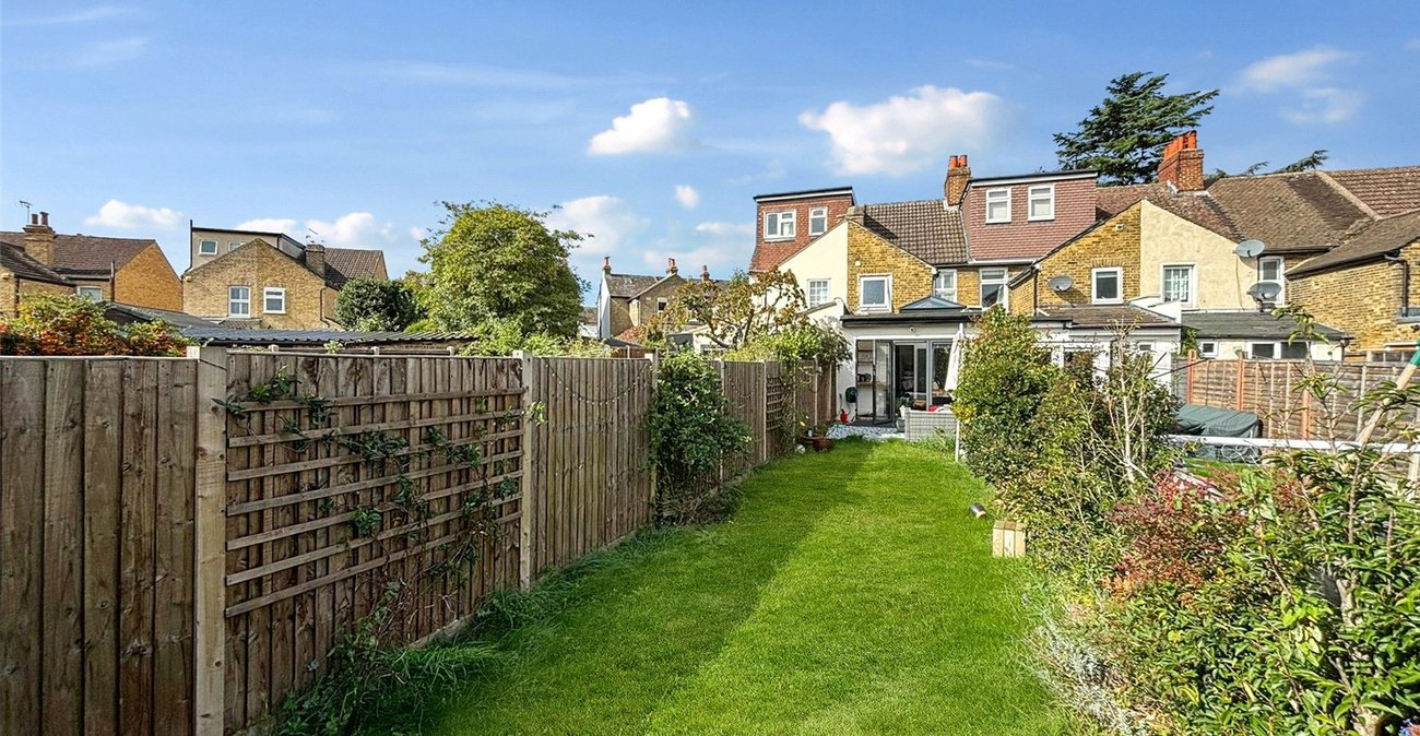 2 bedroom house for sale in Bexley | Robinson Jackson