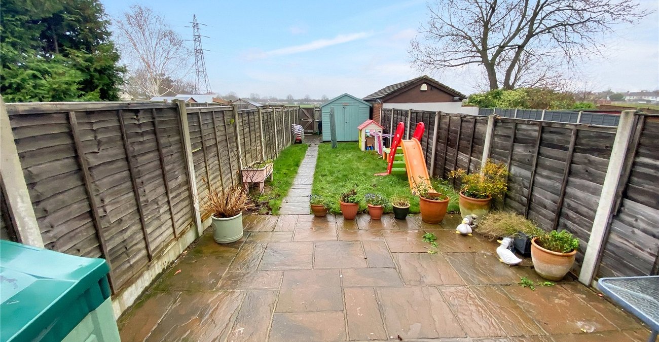 2 bedroom house for sale in Blackfen | Robinson Jackson