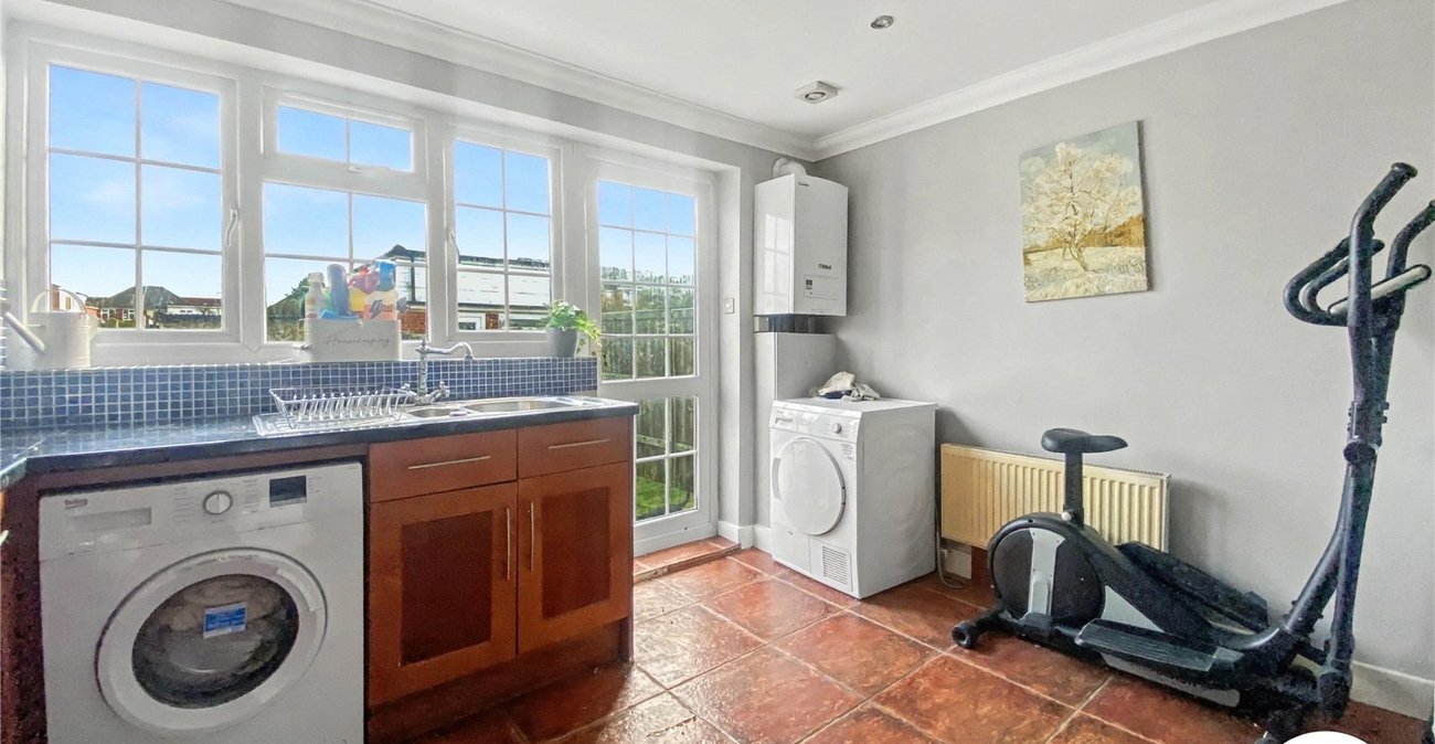 2 bedroom house for sale in Sidcup | Robinson Jackson