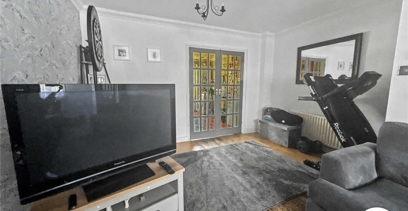 2 bedroom house for sale in Sidcup | Robinson Jackson