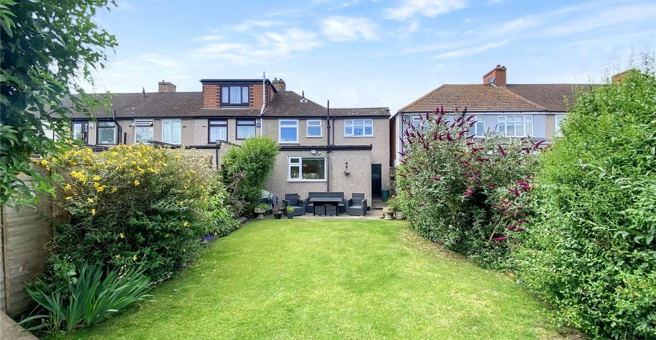 4 bedroom house for sale in Sidcup | Robinson Jackson